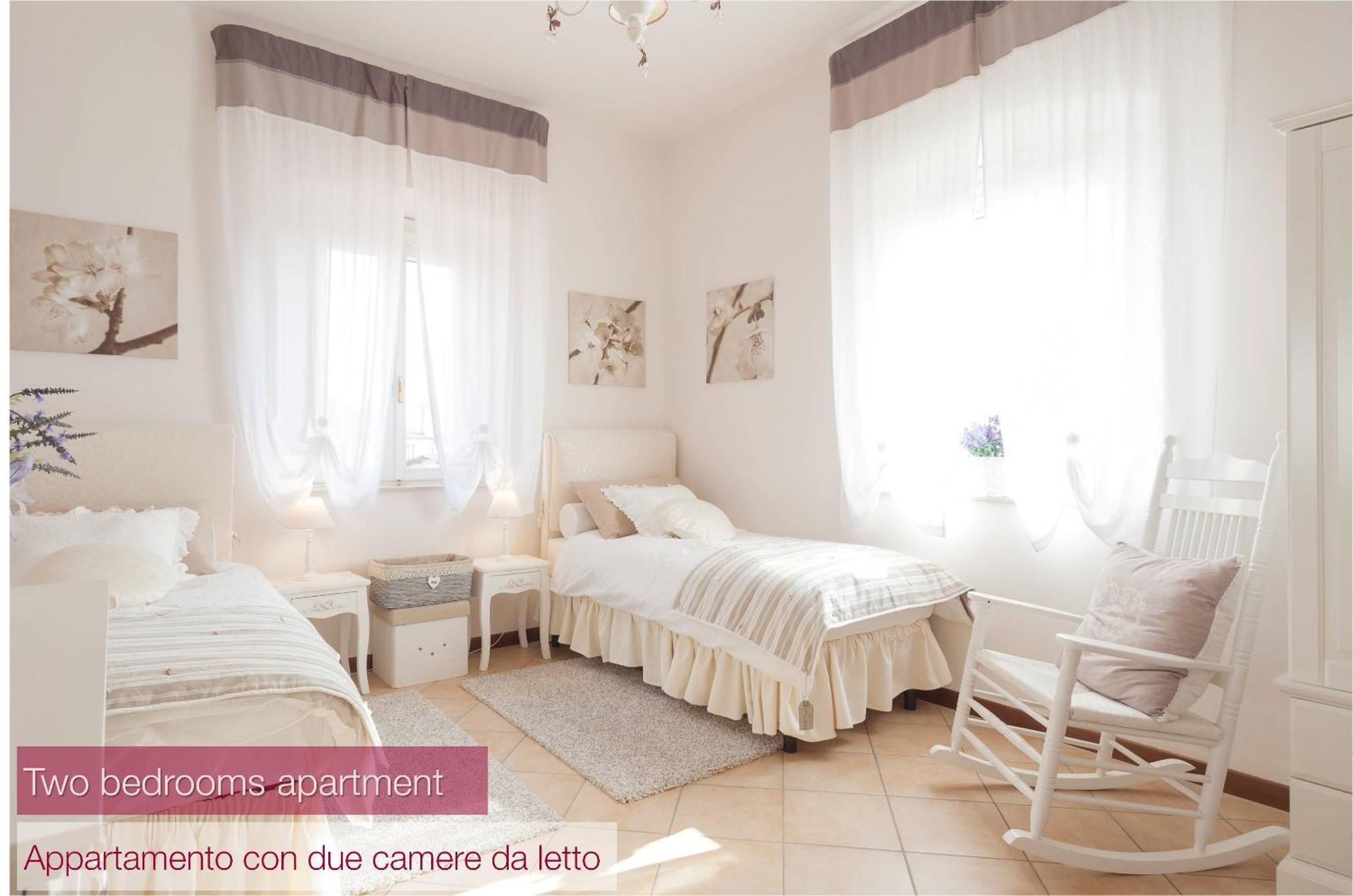 Nina Guest House Longare Стая снимка