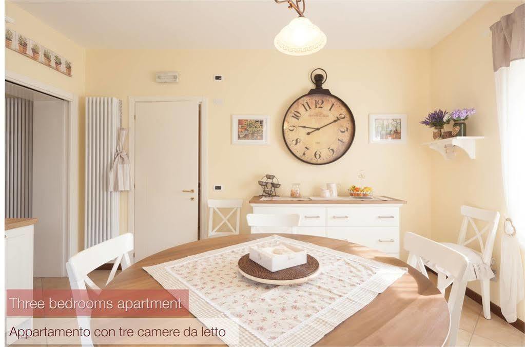 Nina Guest House Longare Екстериор снимка